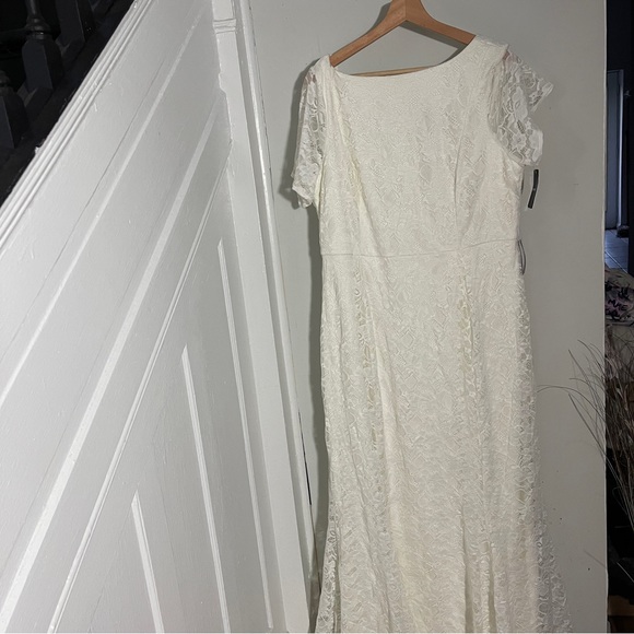 Torrid NWT Lace Wedding Dress - Picture 11 of 11
